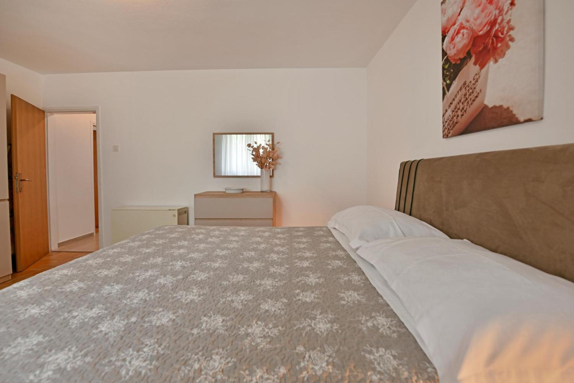 Apartment Slavica Vrvari Poreč Szoba fotó