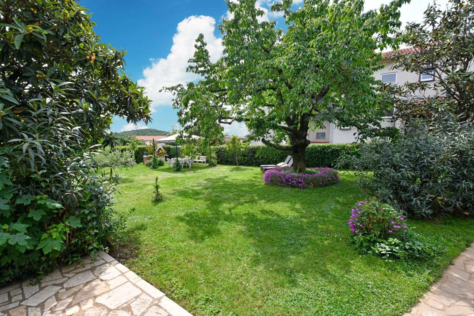 Apartment Slavica Vrvari Poreč Kültér fotó
