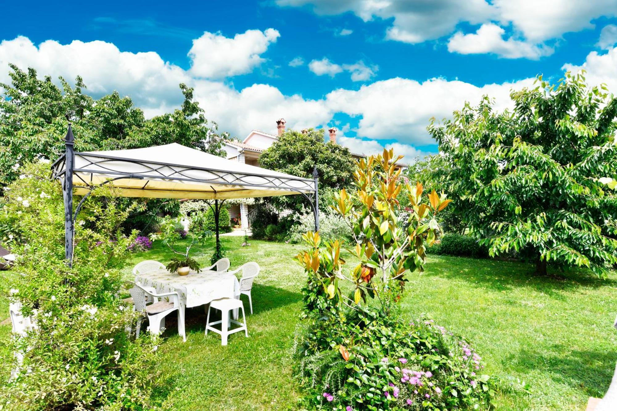 Apartment Slavica Vrvari Poreč Kültér fotó