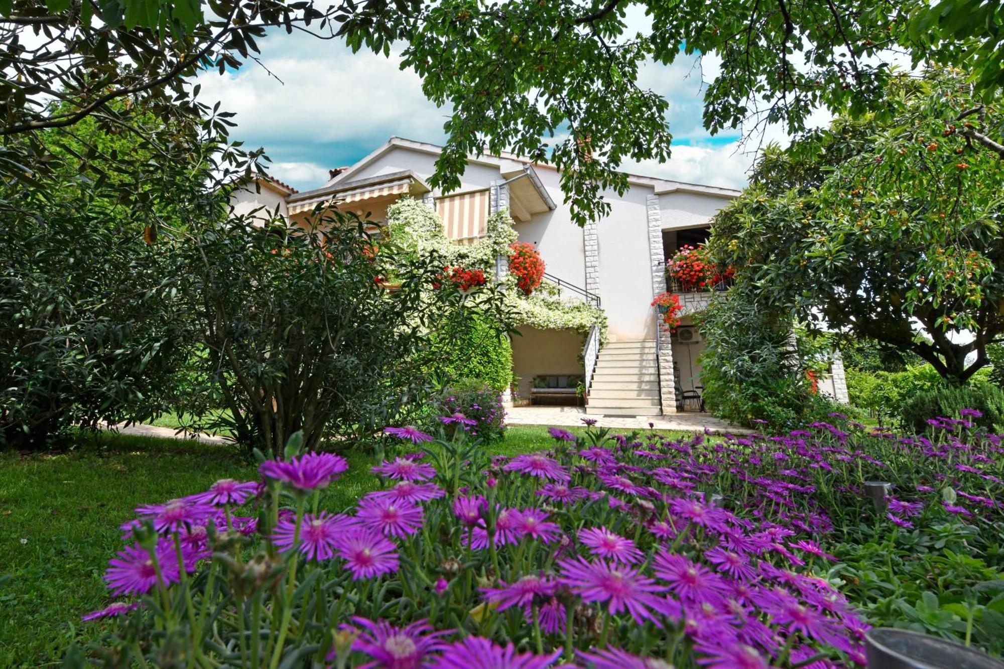 Apartment Slavica Vrvari Poreč Kültér fotó